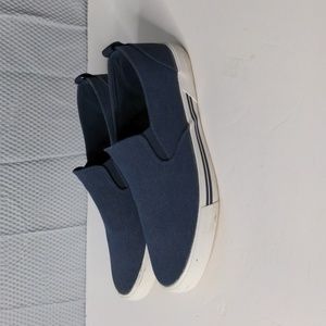 St. Jhon's Bay Canvas Slip-On Men's Shoes Navy 8.5 M